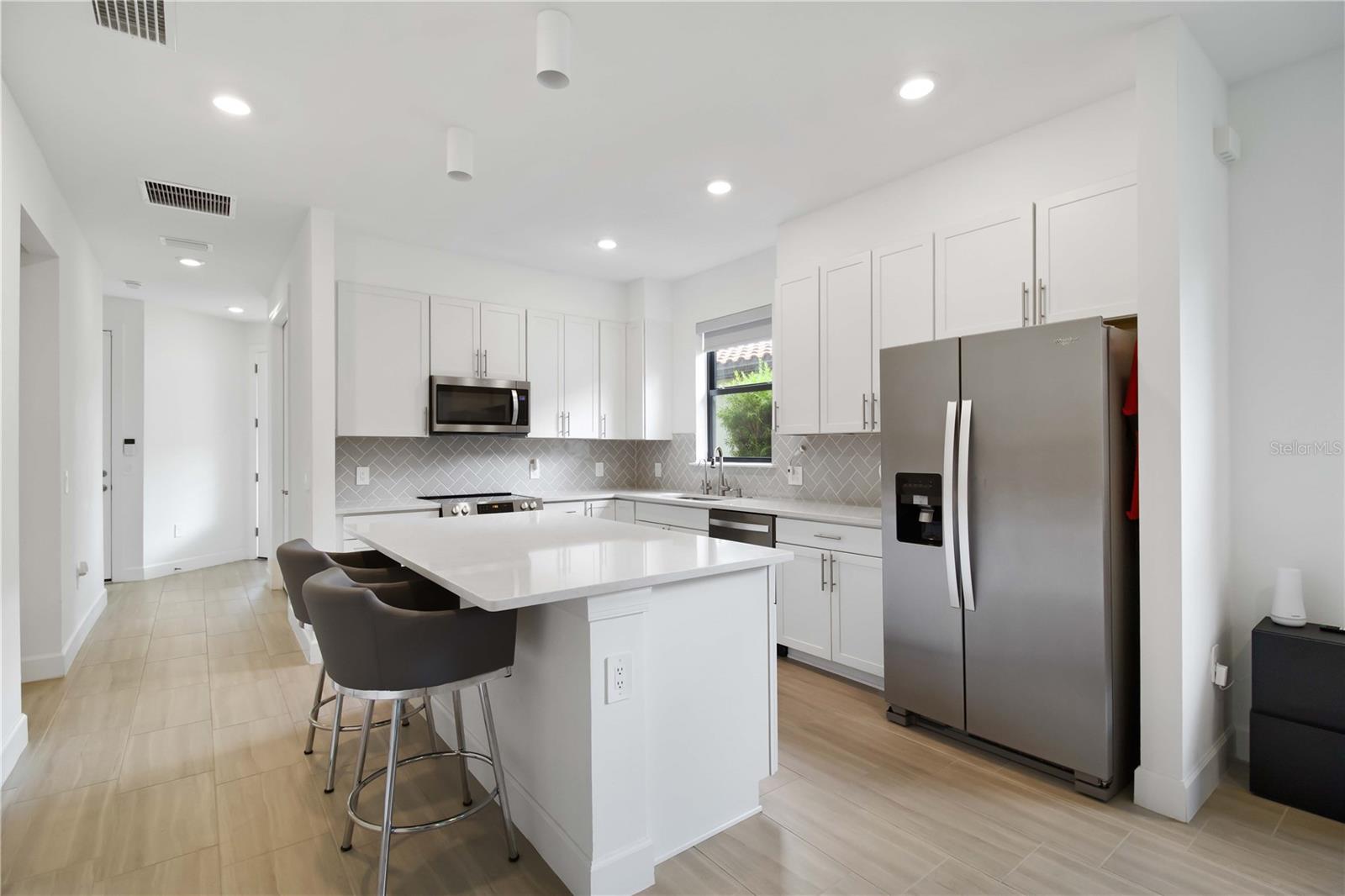 Image 4 of 35 For 6713 Alstead Circle