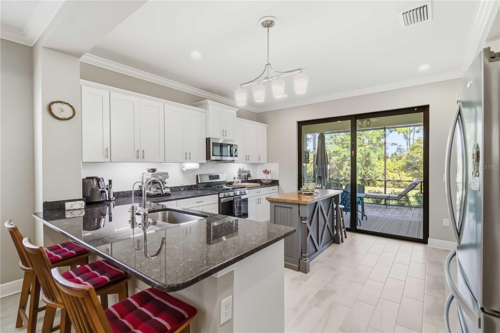 Image 15 of 32 For 292 Brienza Loop