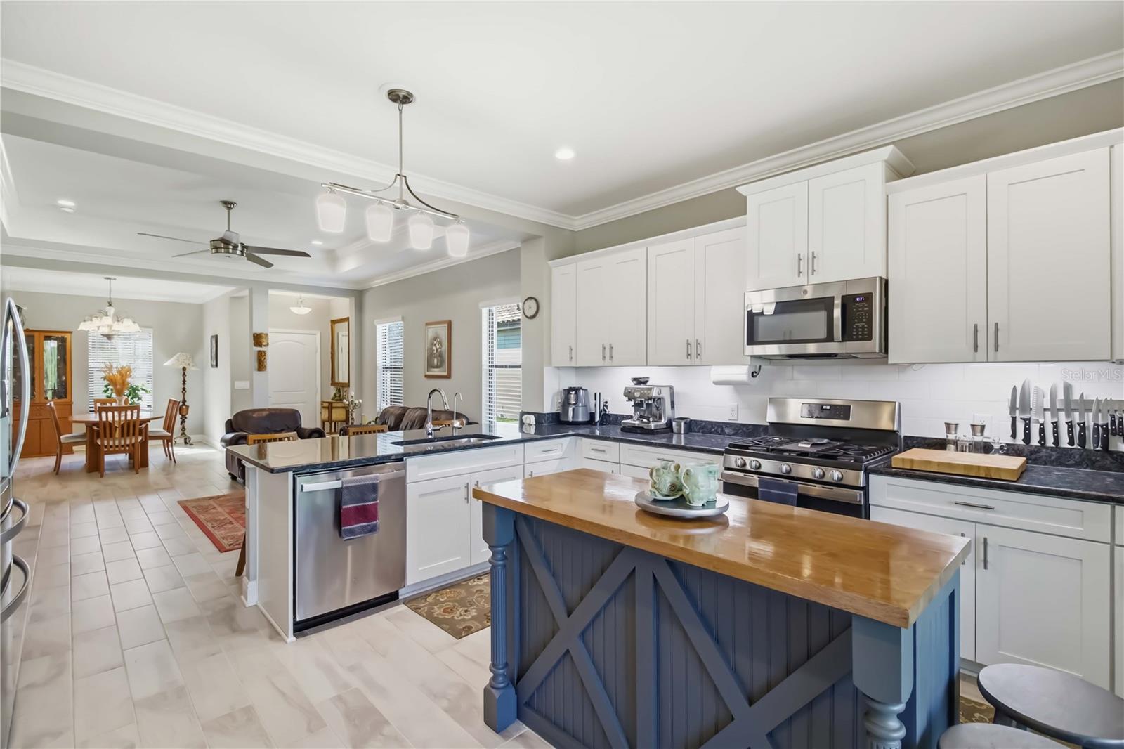 Image 16 of 32 For 292 Brienza Loop