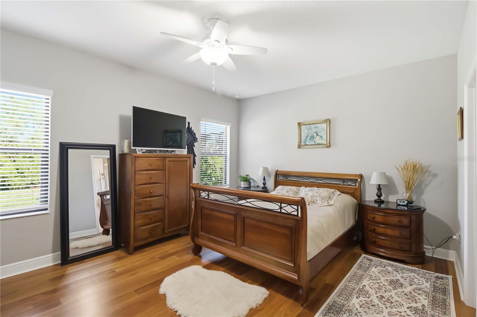 Image 19 of 32 For 292 Brienza Loop