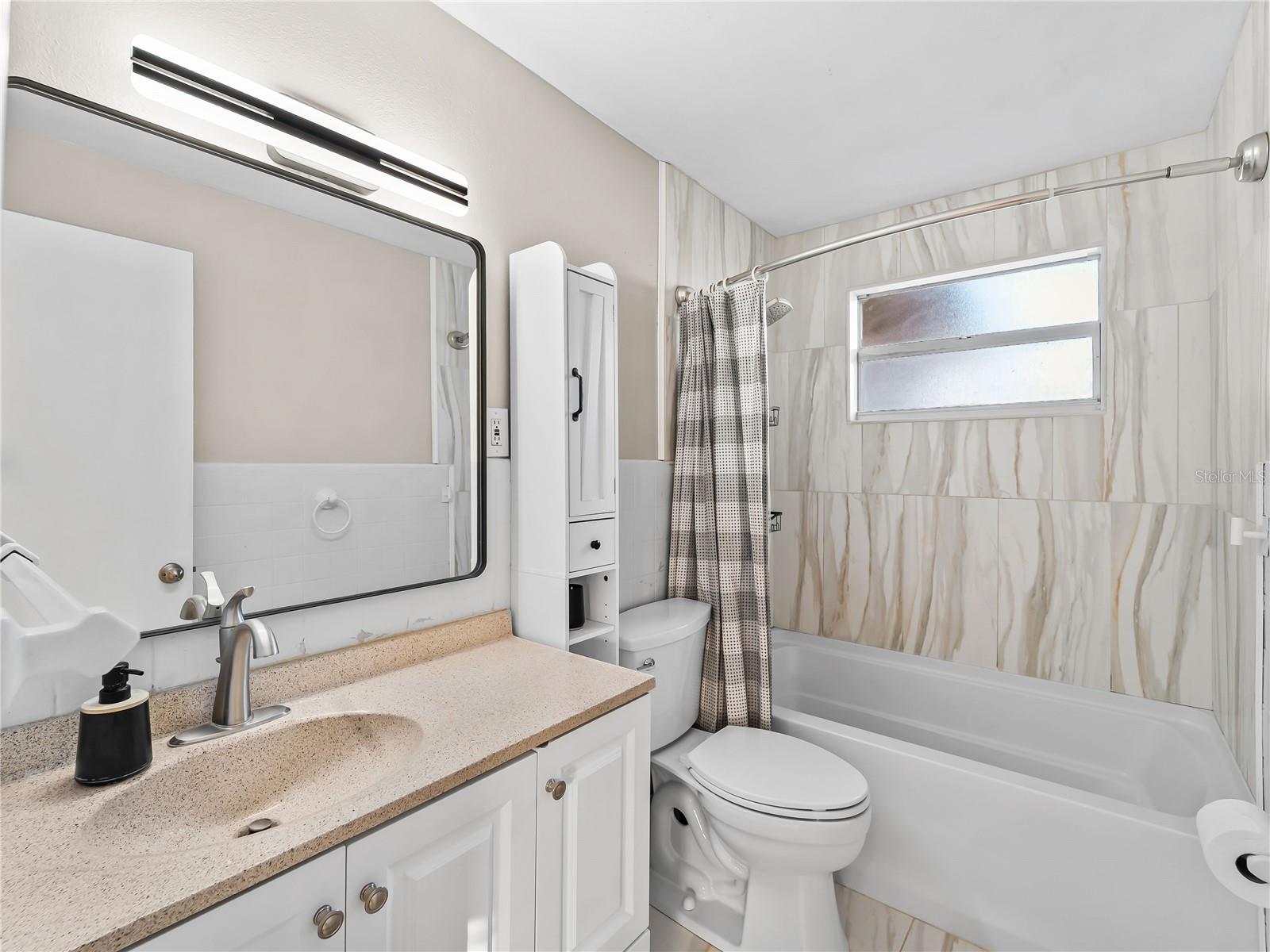 Image 17 of 56 For 1328 Jamaica Road