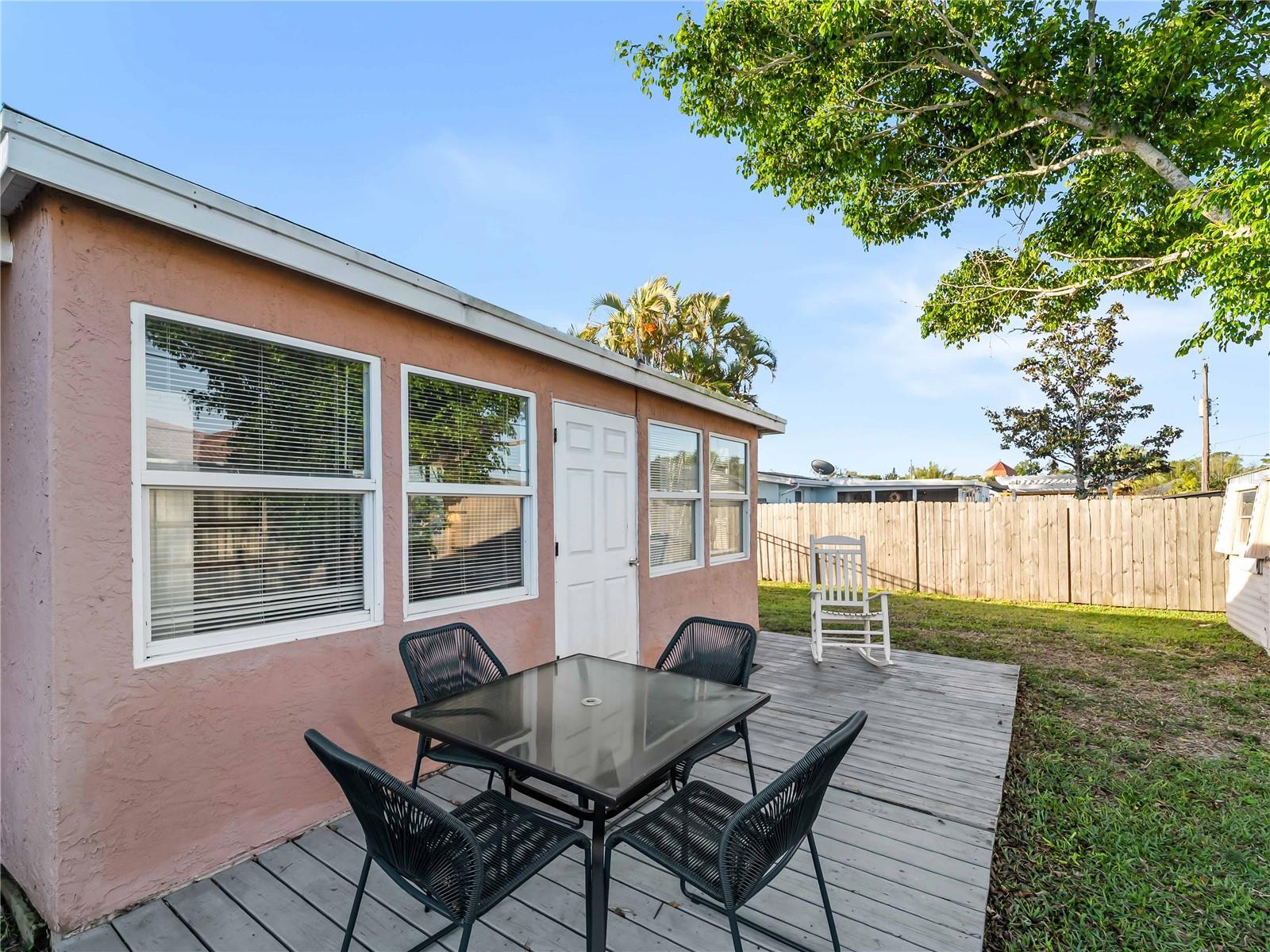 Image 32 of 56 For 1328 Jamaica Road