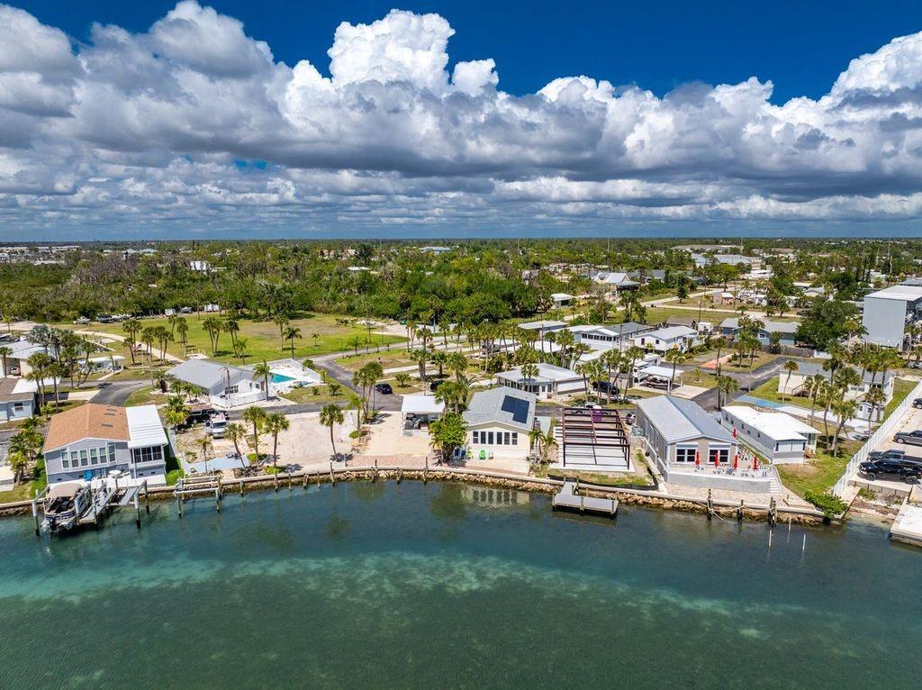 Image 49 of 59 For 7500 Park Pointe Drive 24