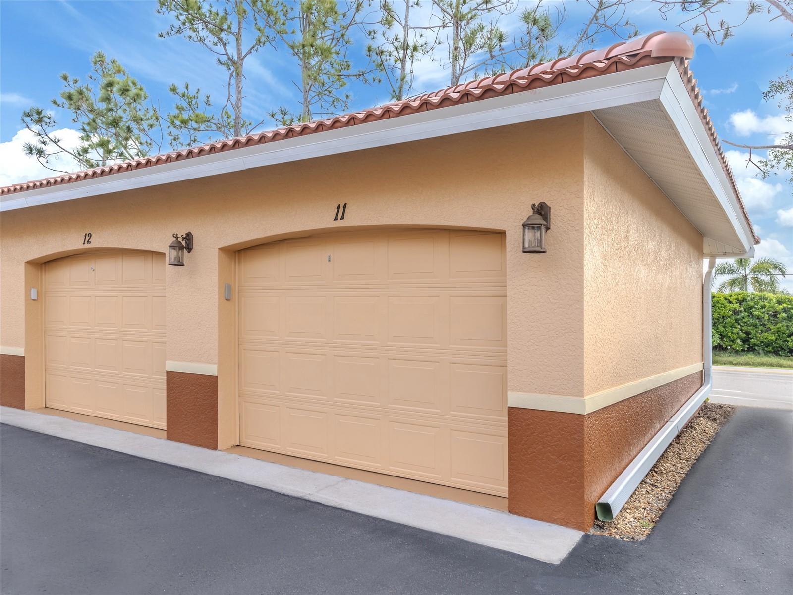 Image 24 of 33 For 121 Auburn Road 11