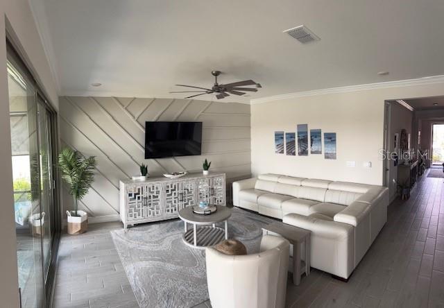 Image 4 of 13 For 109 Villa Perosa Way