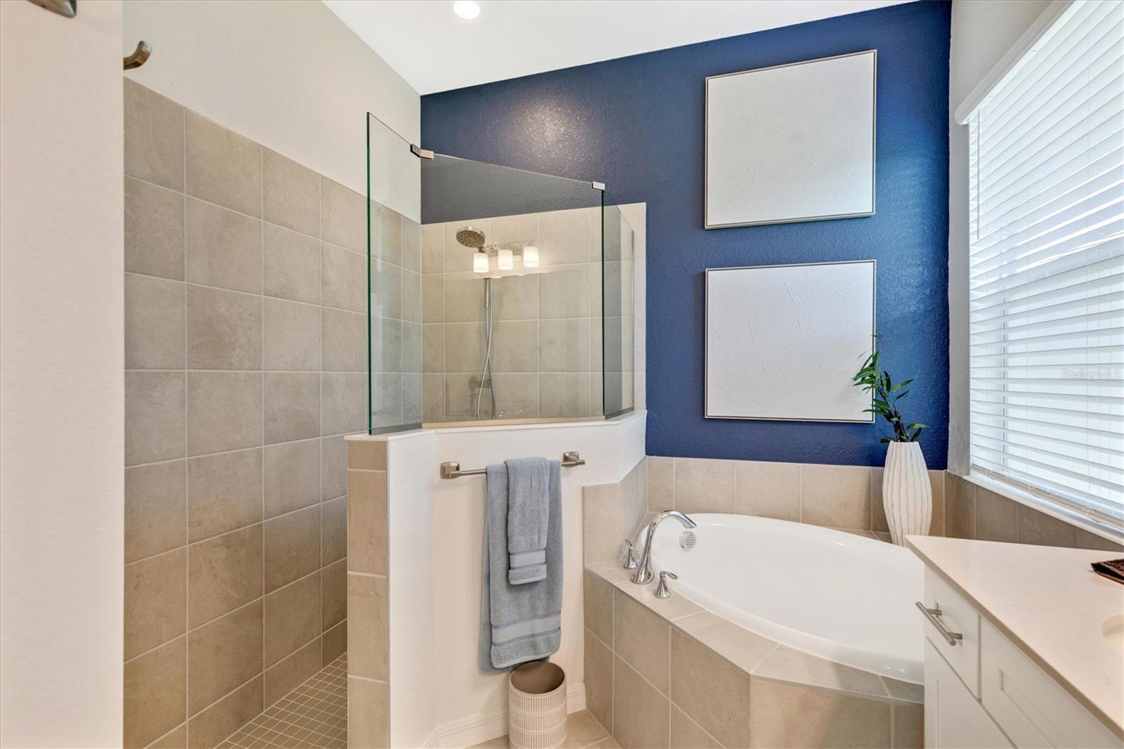 Image 37 of 100 For 12736 Tulum Loop