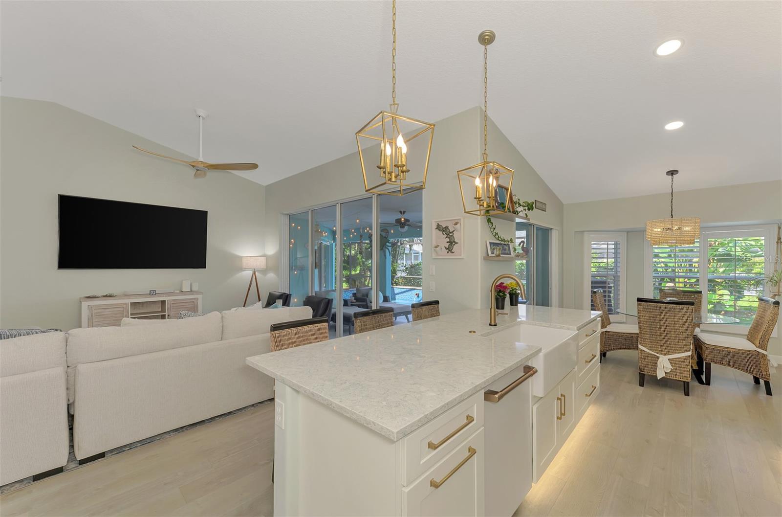 Image 26 of 67 For 5832 Cleveland Road