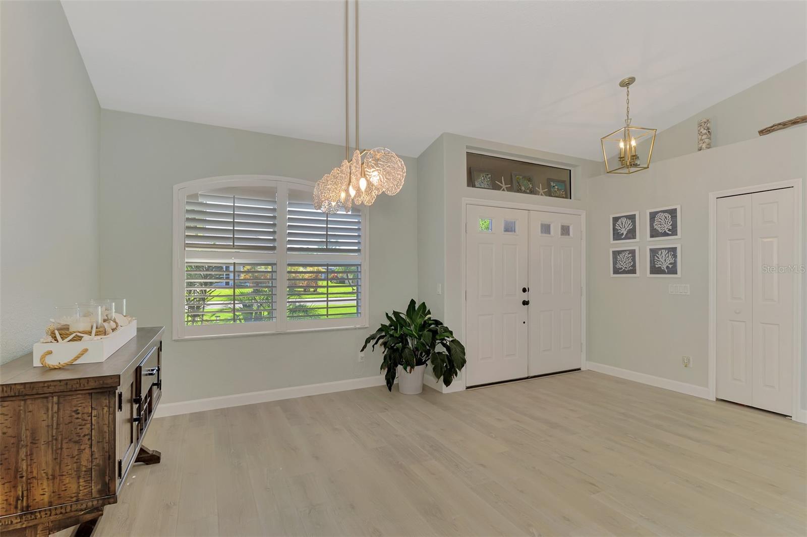 Image 8 of 67 For 5832 Cleveland Road