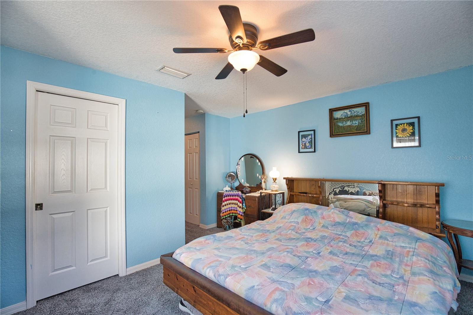 Image 36 of 45 For 405 Ravenna Street S