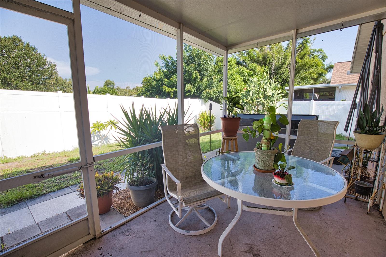 Image 39 of 45 For 405 Ravenna Street S