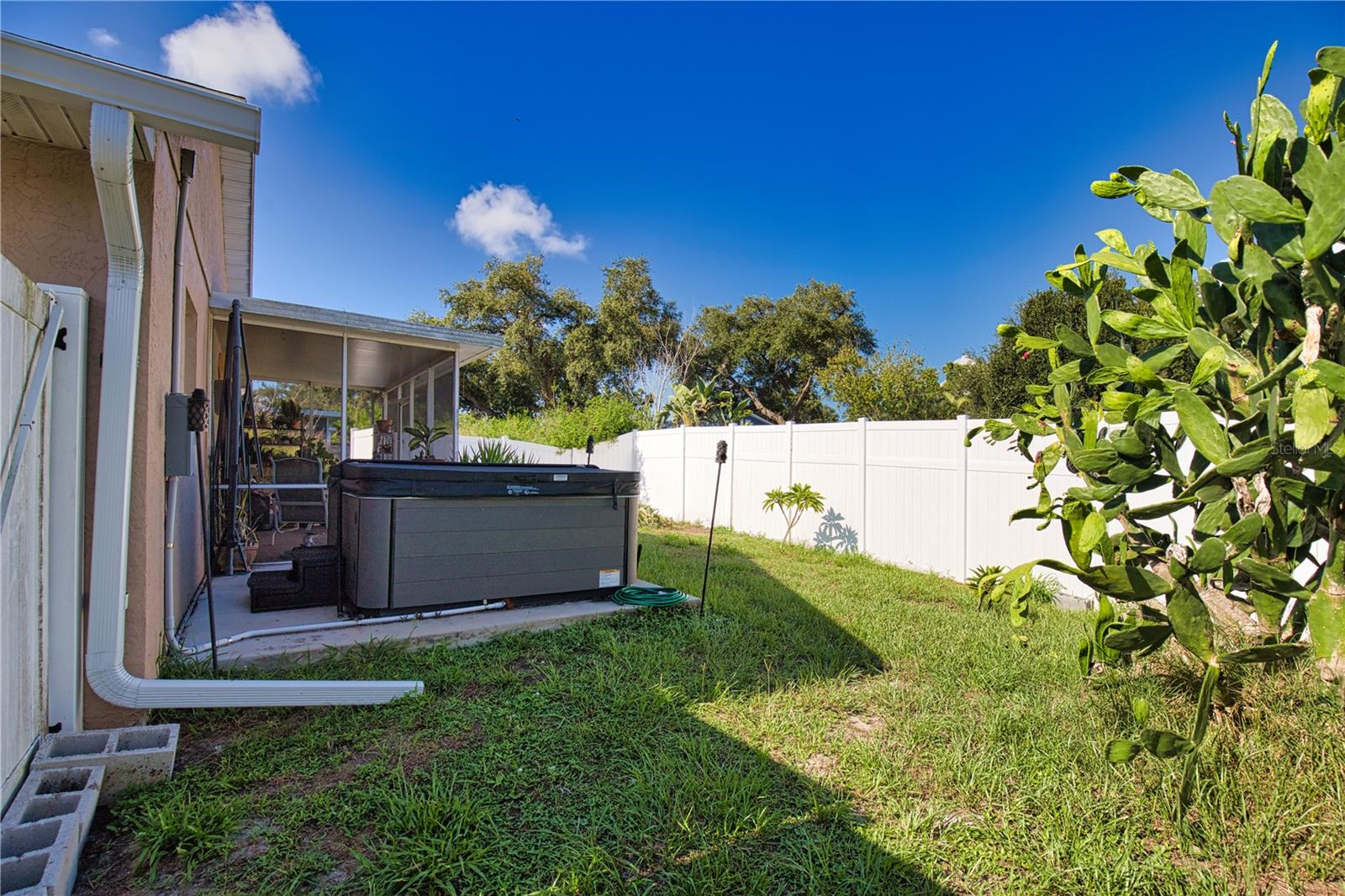 Image 45 of 45 For 405 Ravenna Street S