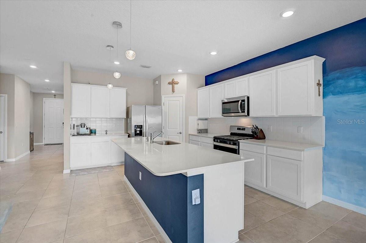 Image 3 of 45 For 3110 61st Drive E