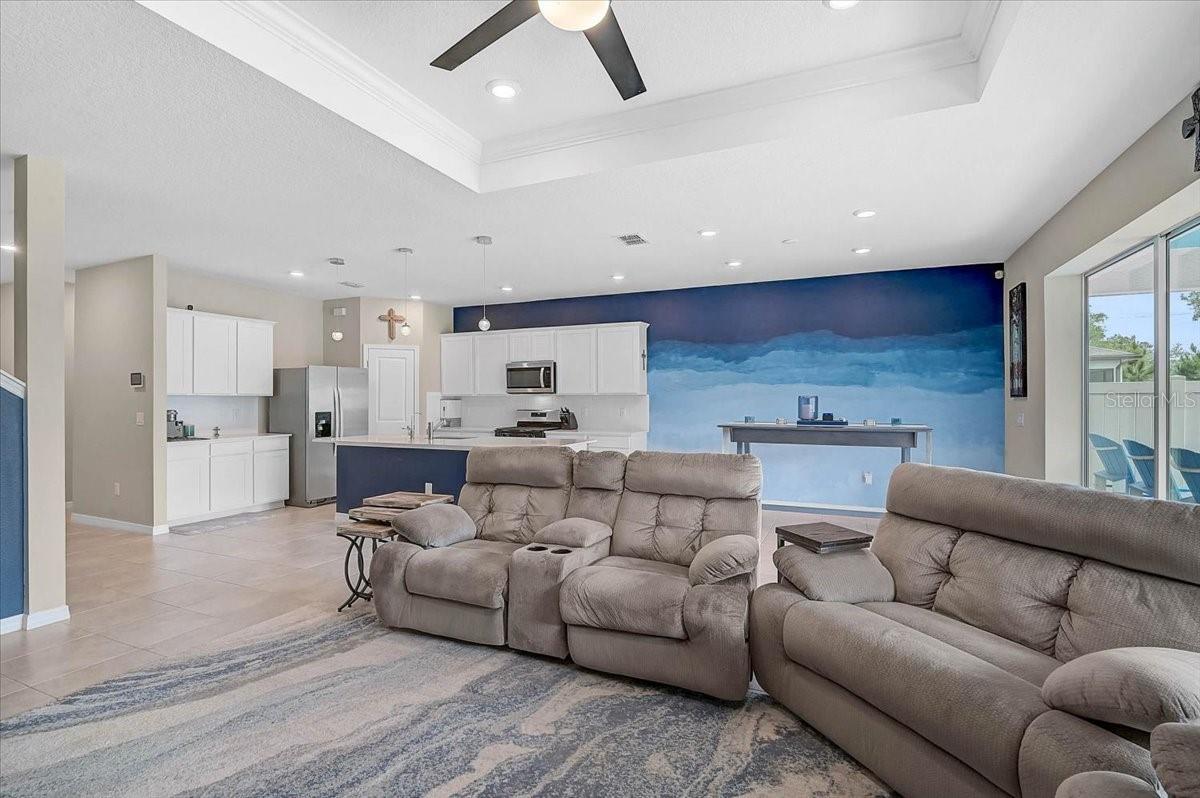 Image 7 of 45 For 3110 61st Drive E