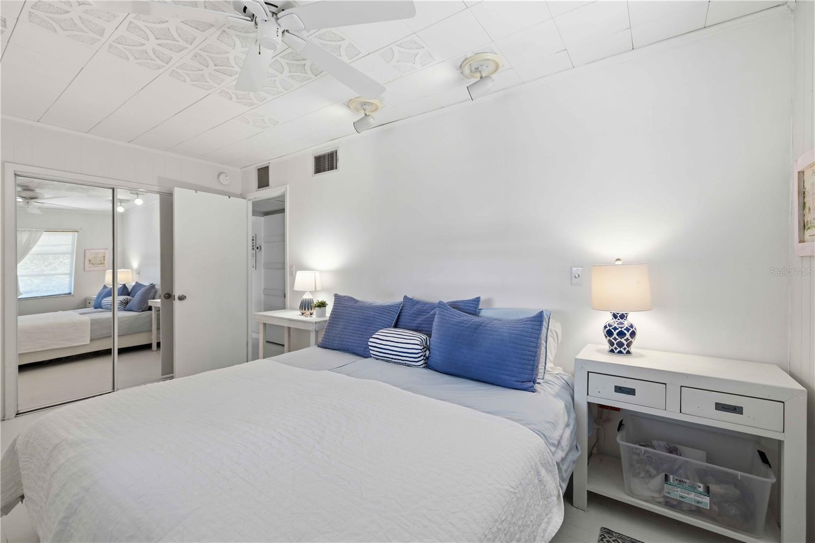 Image 31 of 74 For 624 Bayshore Road