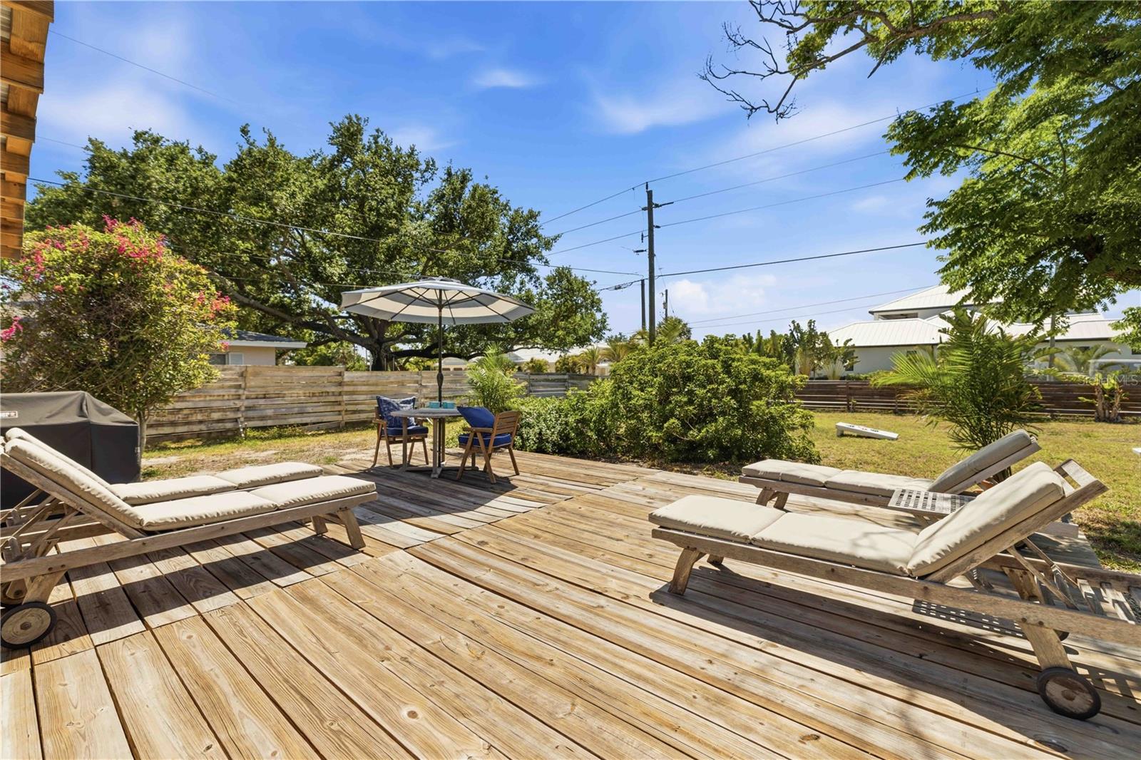 Image 43 of 74 For 624 Bayshore Road