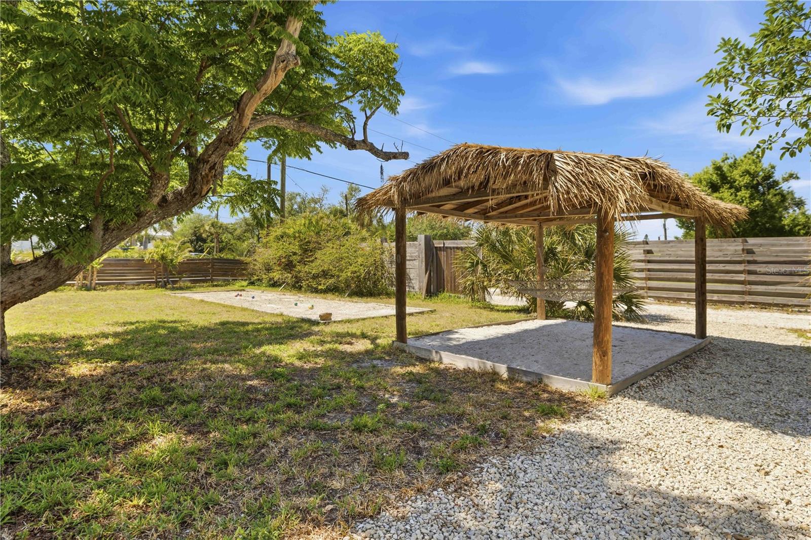 Image 47 of 74 For 624 Bayshore Road