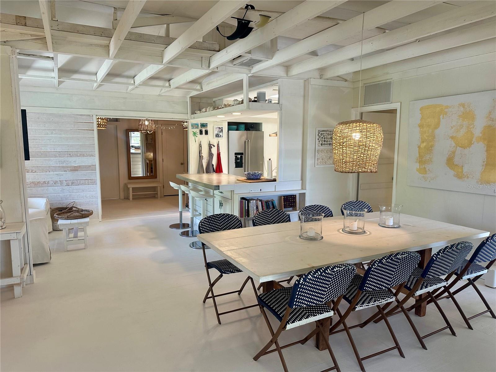 Image 5 of 74 For 624 Bayshore Road