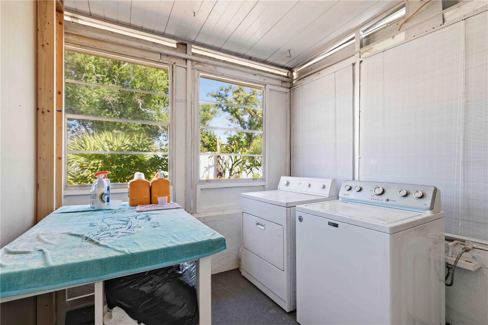 Image 54 of 74 For 624 Bayshore Road