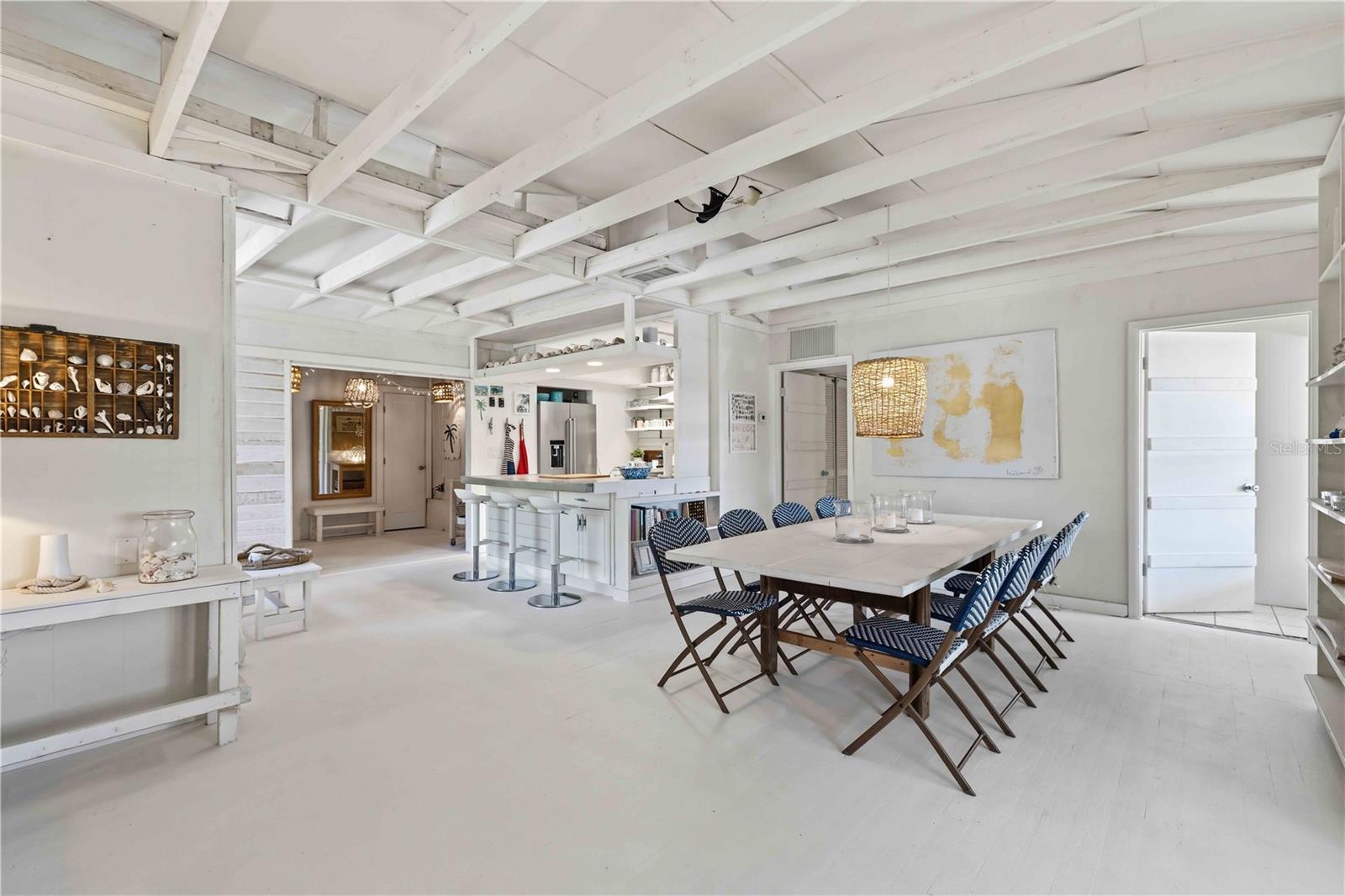 Image 8 of 74 For 624 Bayshore Road