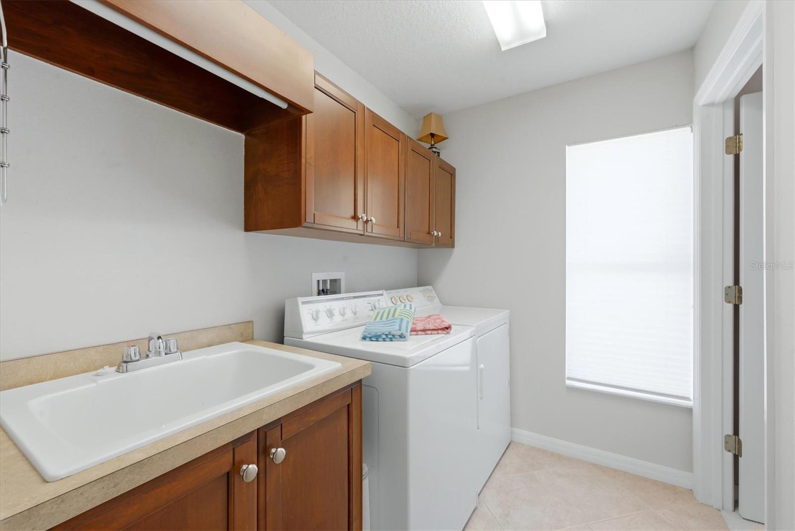 Image 46 of 90 For 1166 Eagles Flight Way