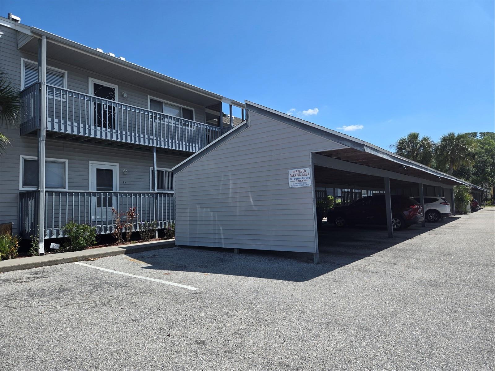 Image 2 of 45 For 251 Fenwick Drive 14