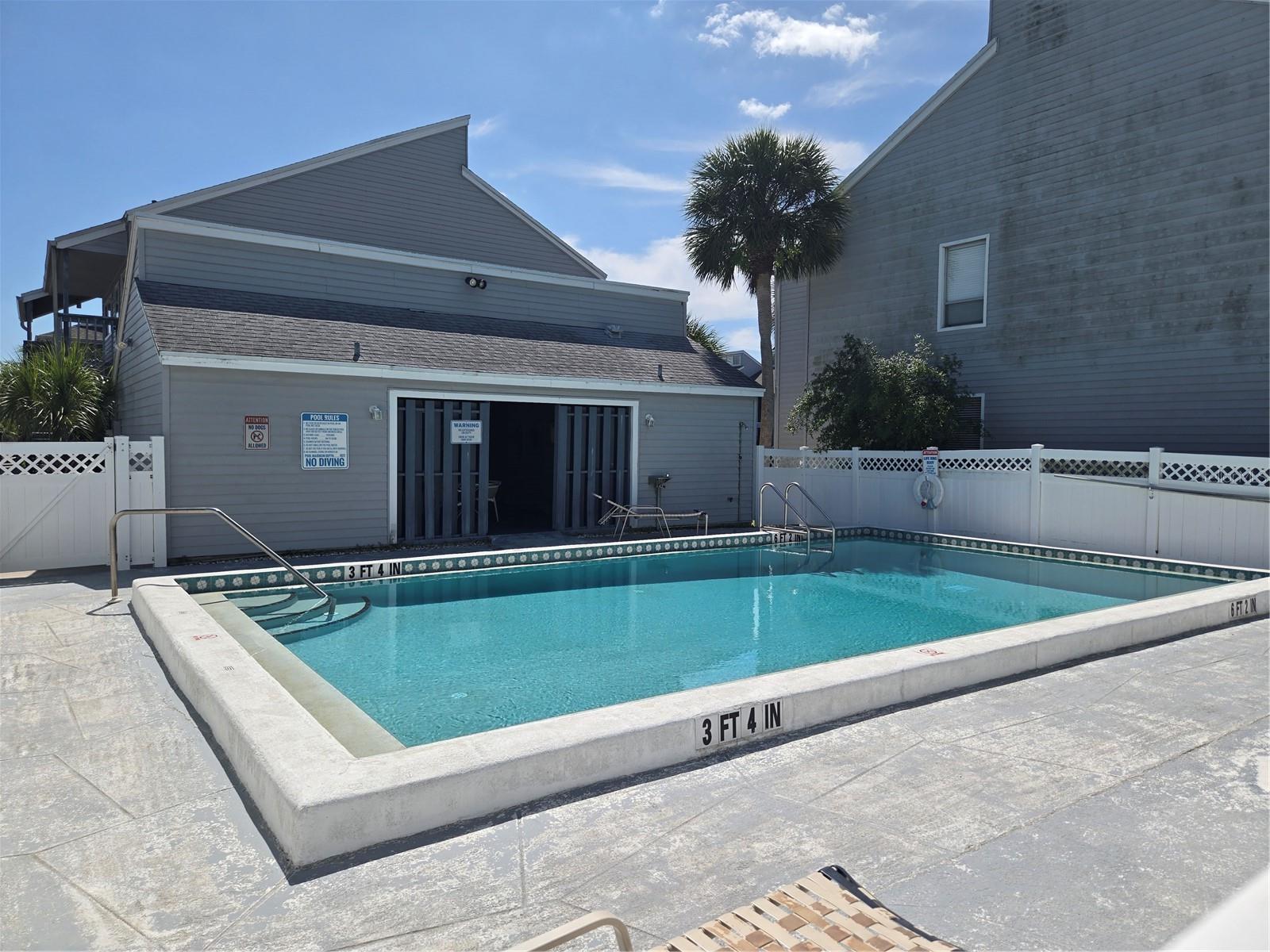 Image 29 of 45 For 251 Fenwick Drive 14