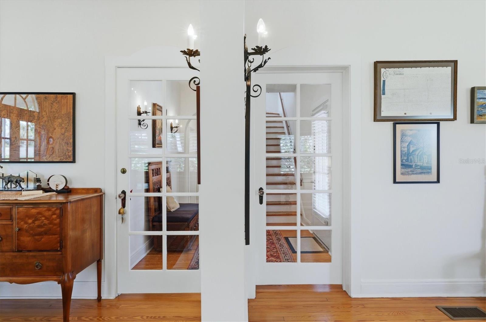 Image 20 of 76 For 521 Harbor Drive S