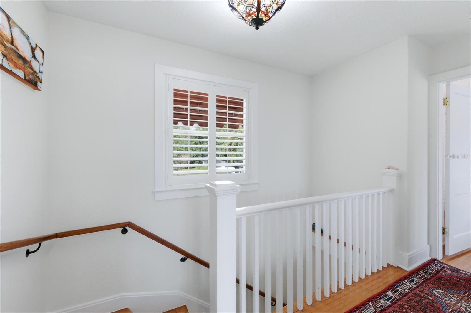 Image 28 of 76 For 521 Harbor Drive S