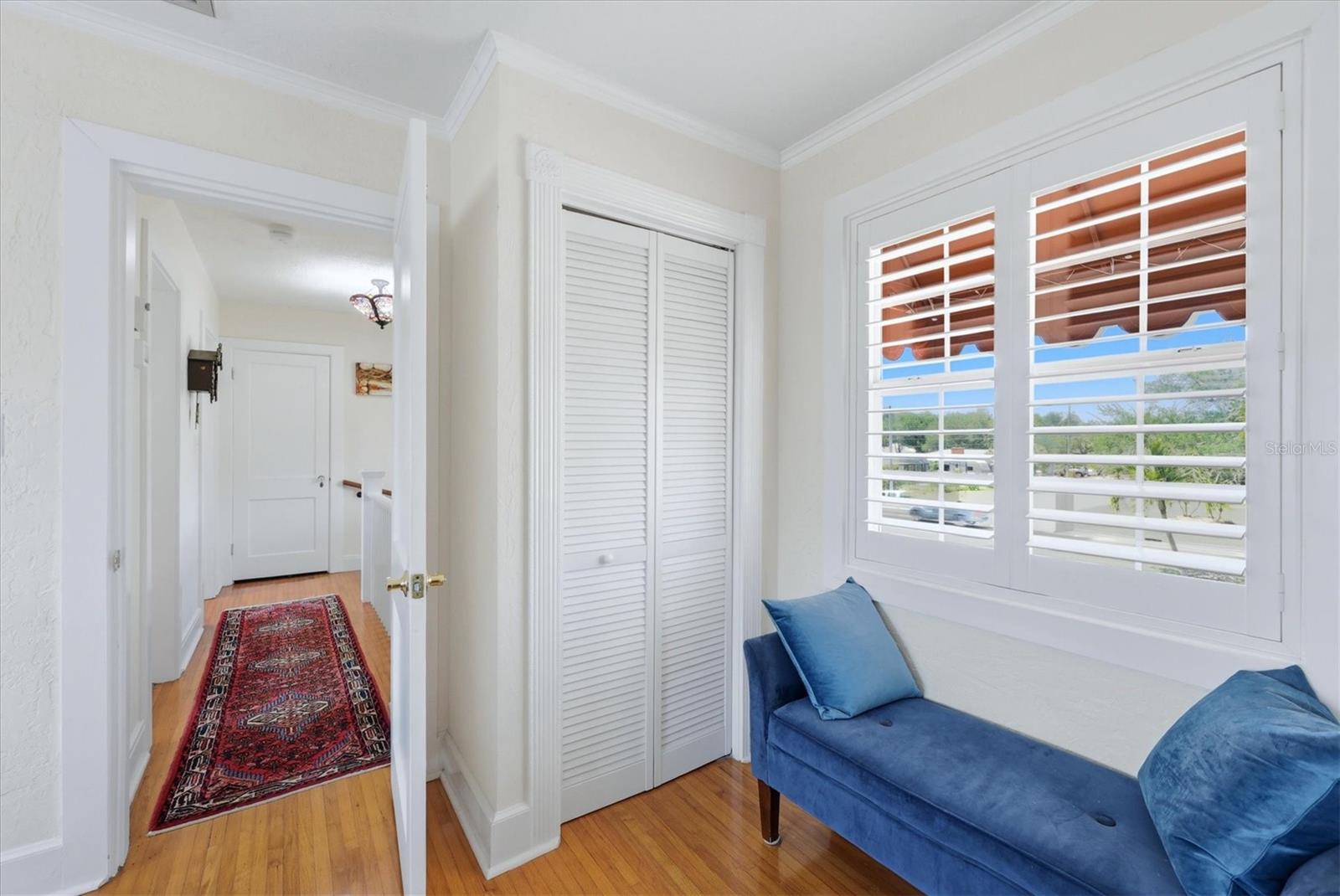 Image 29 of 76 For 521 Harbor Drive S