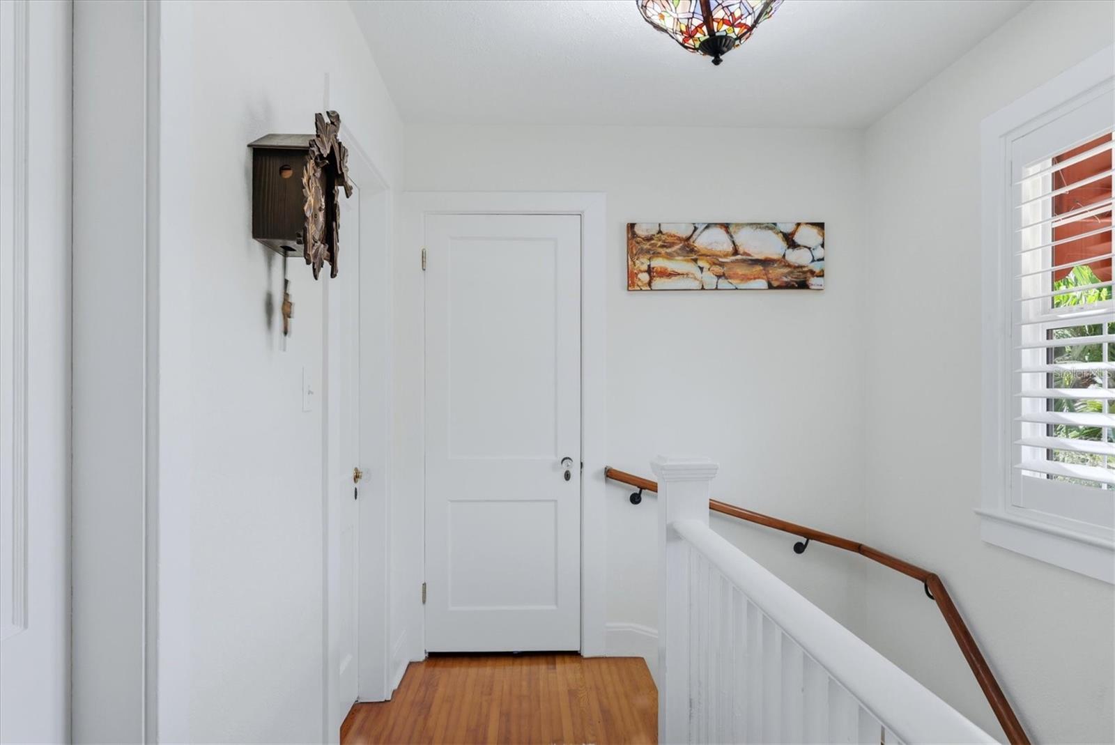 Image 37 of 76 For 521 Harbor Drive S