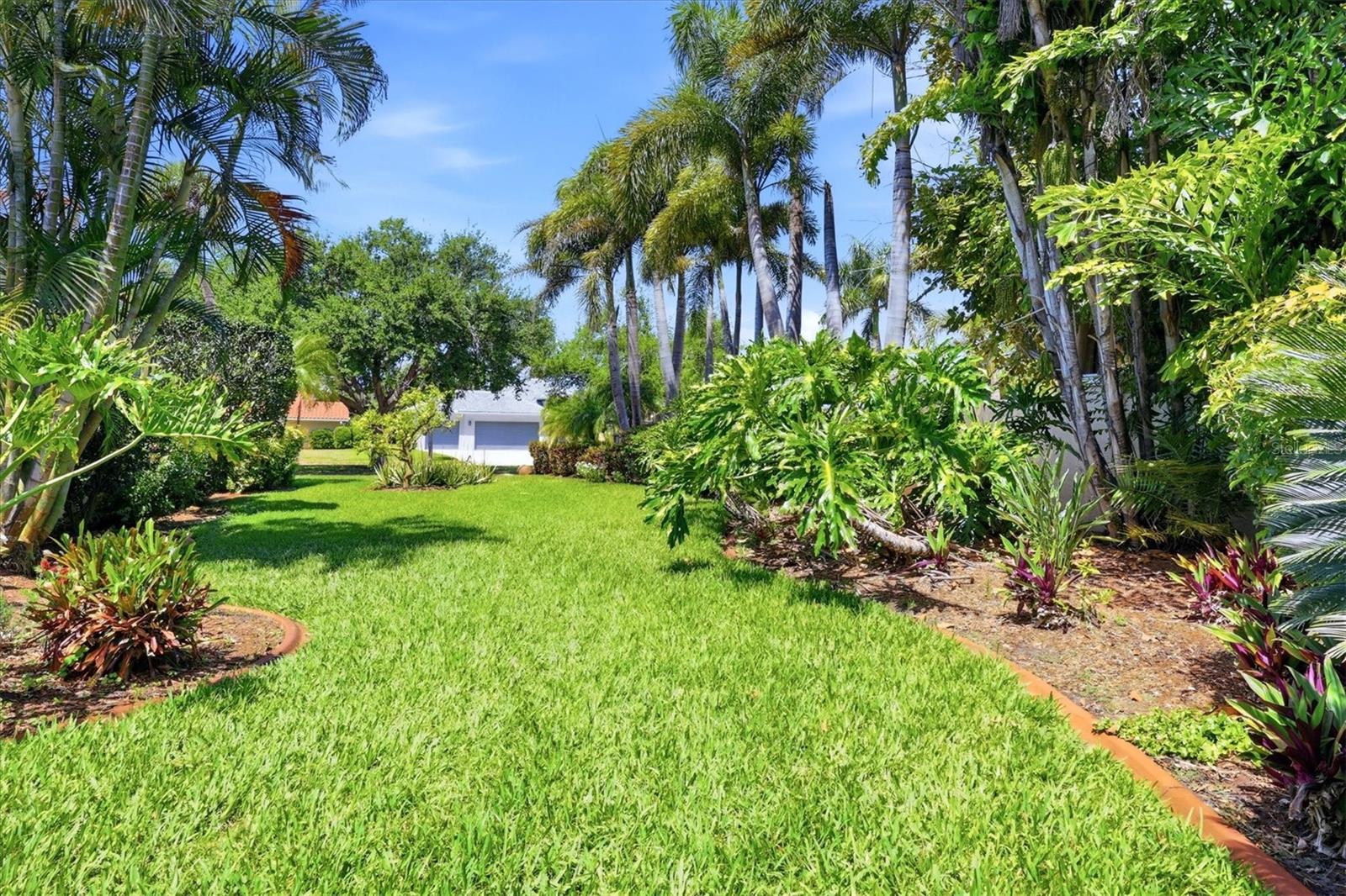 Image 55 of 76 For 521 Harbor Drive S