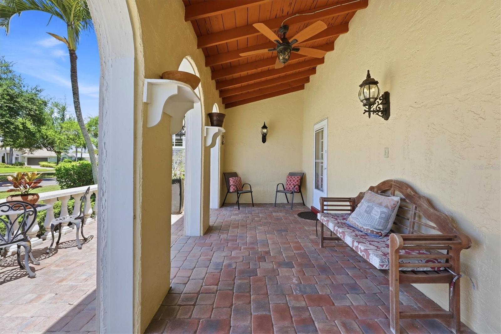 Image 62 of 76 For 521 Harbor Drive S