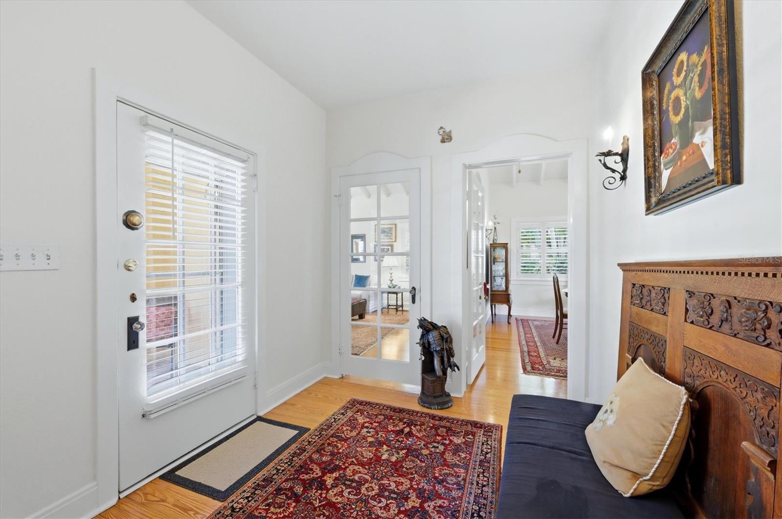 Image 7 of 76 For 521 Harbor Drive S