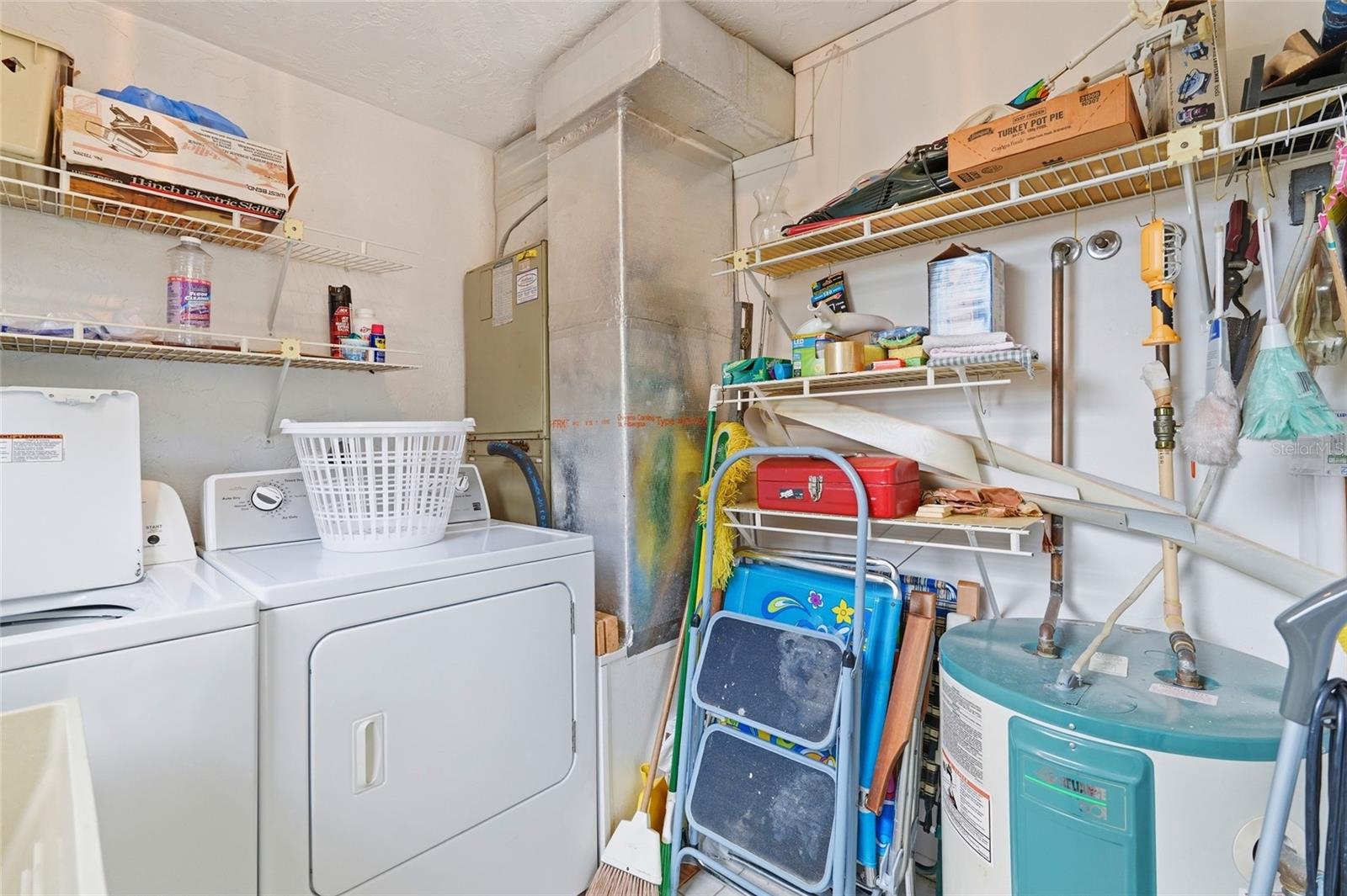 Image 31 of 49 For 2609 Woodgate Lane K4