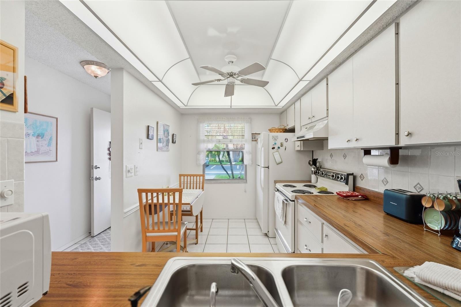 Image 6 of 49 For 2609 Woodgate Lane K4