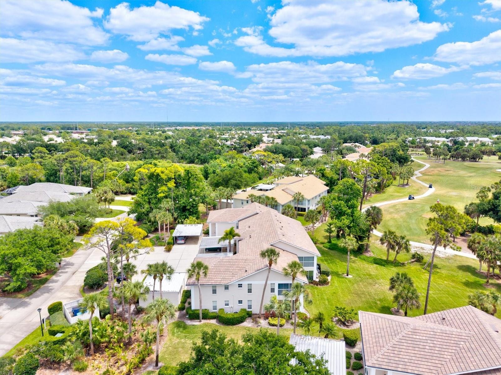 Image 49 of 74 For 811 Montrose Drive 103