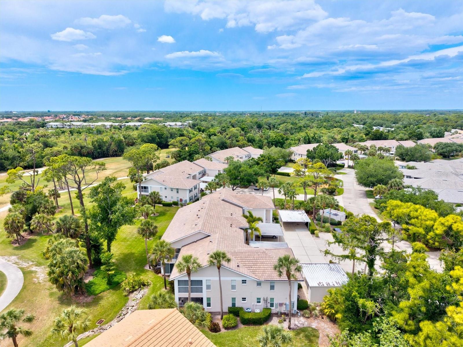 Image 53 of 74 For 811 Montrose Drive 103