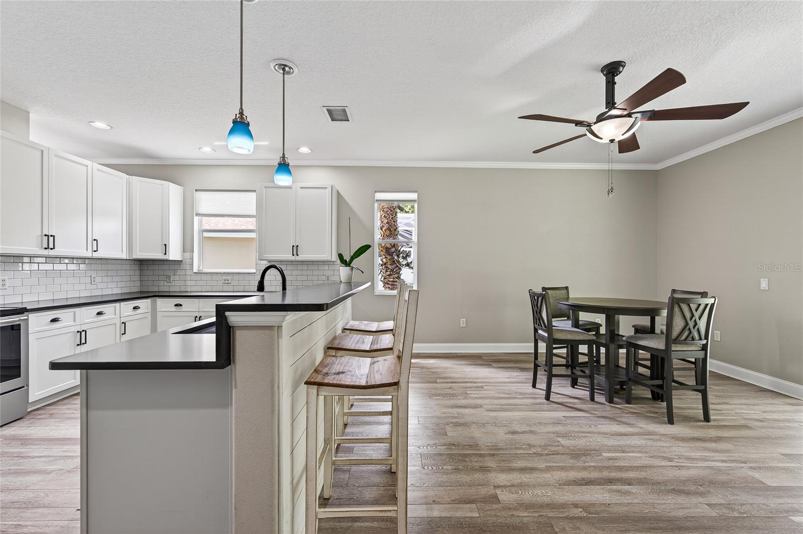 Image 17 of 50 For 3409 38th Terrace E