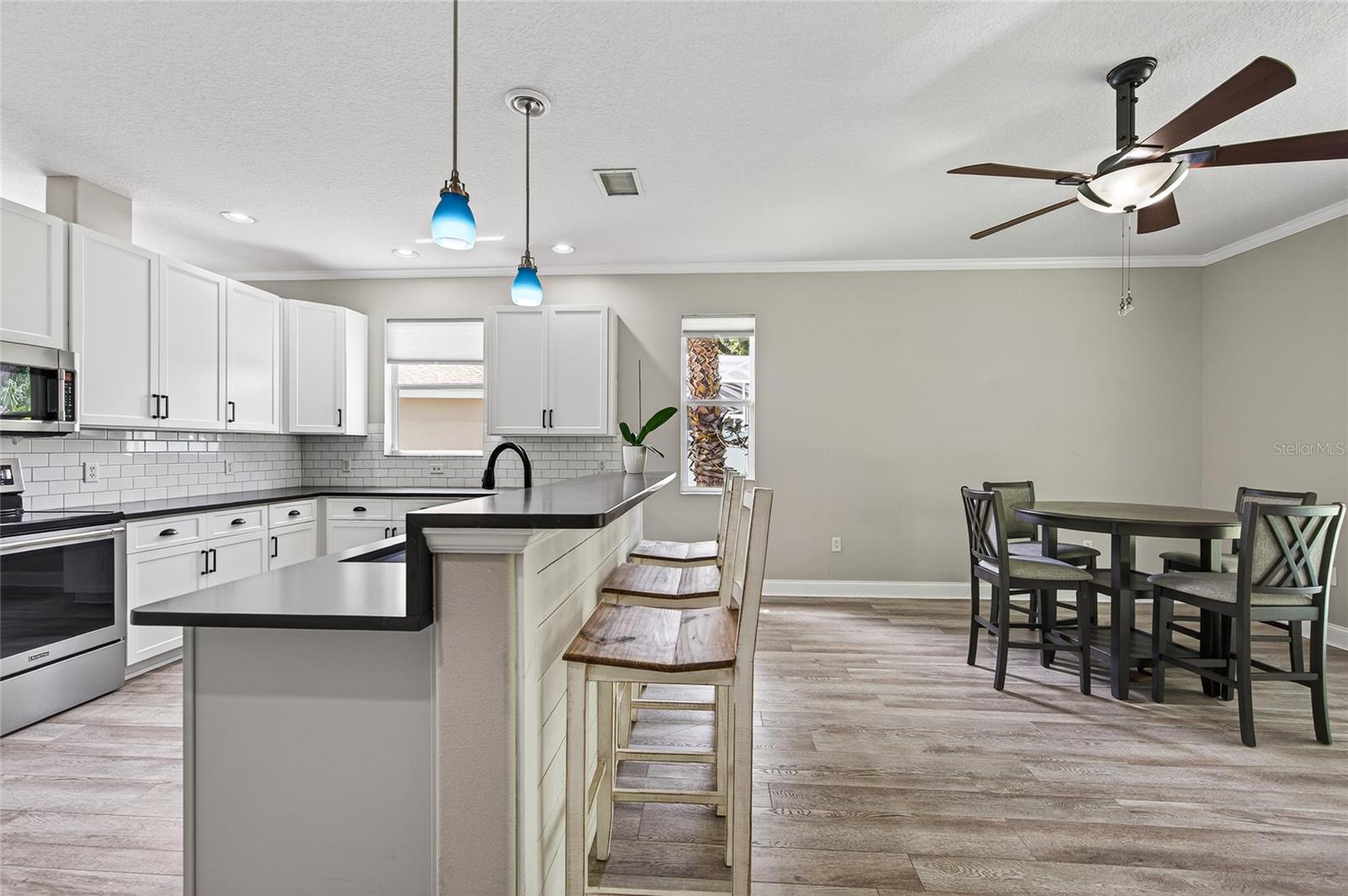 Image 18 of 50 For 3409 38th Terrace E