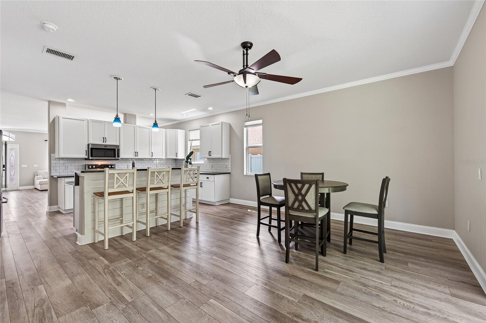 Image 19 of 50 For 3409 38th Terrace E