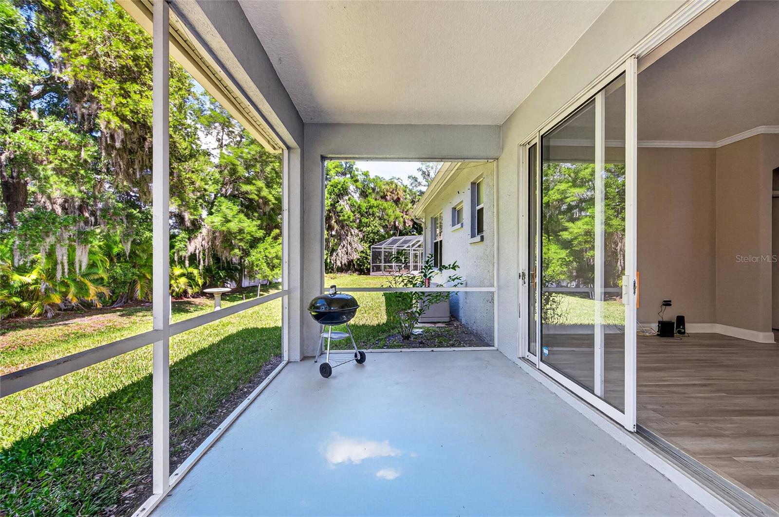 Image 24 of 50 For 3409 38th Terrace E