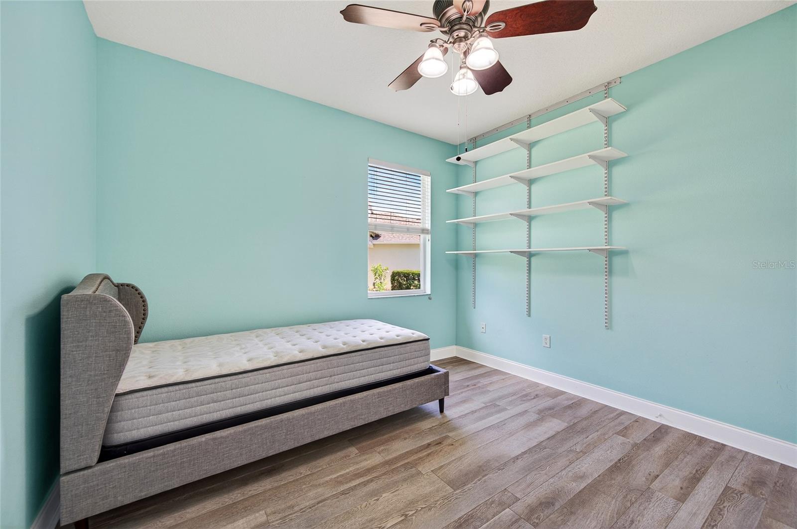 Image 30 of 50 For 3409 38th Terrace E