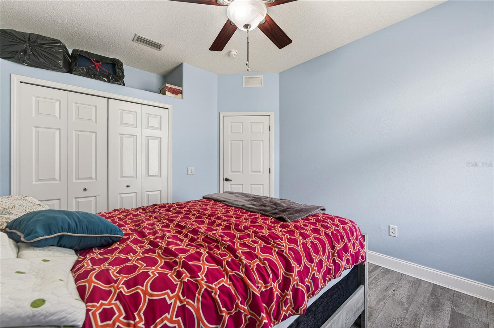 Image 34 of 50 For 3409 38th Terrace E