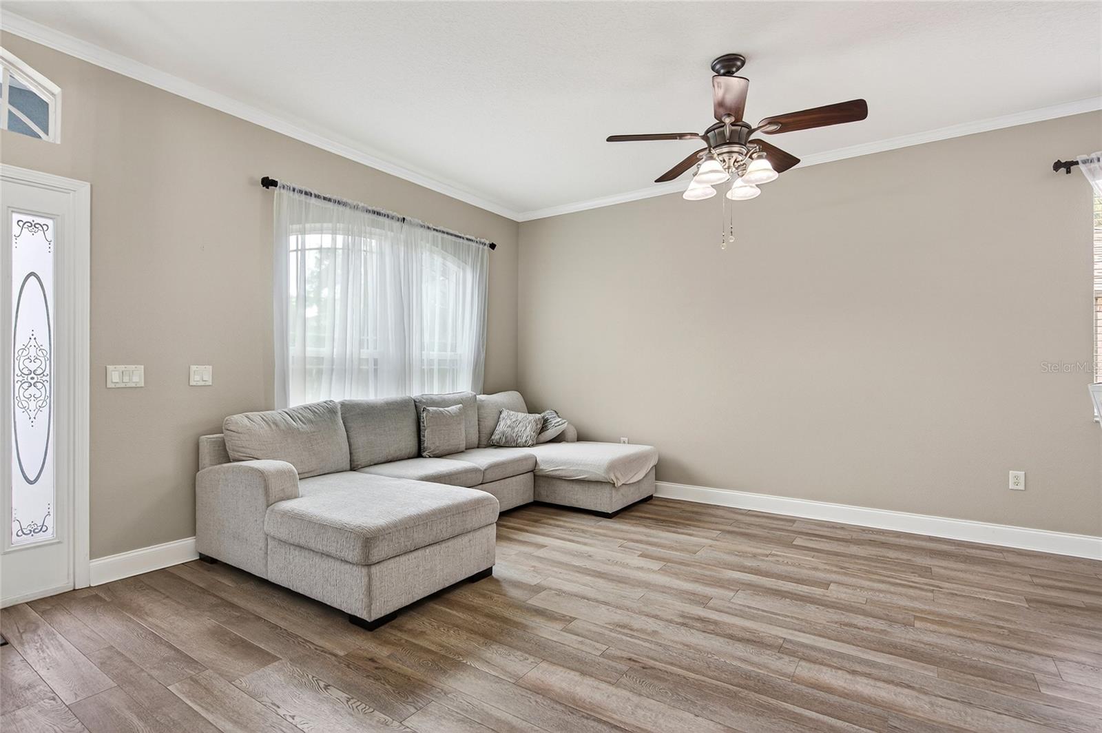 Image 8 of 50 For 3409 38th Terrace E