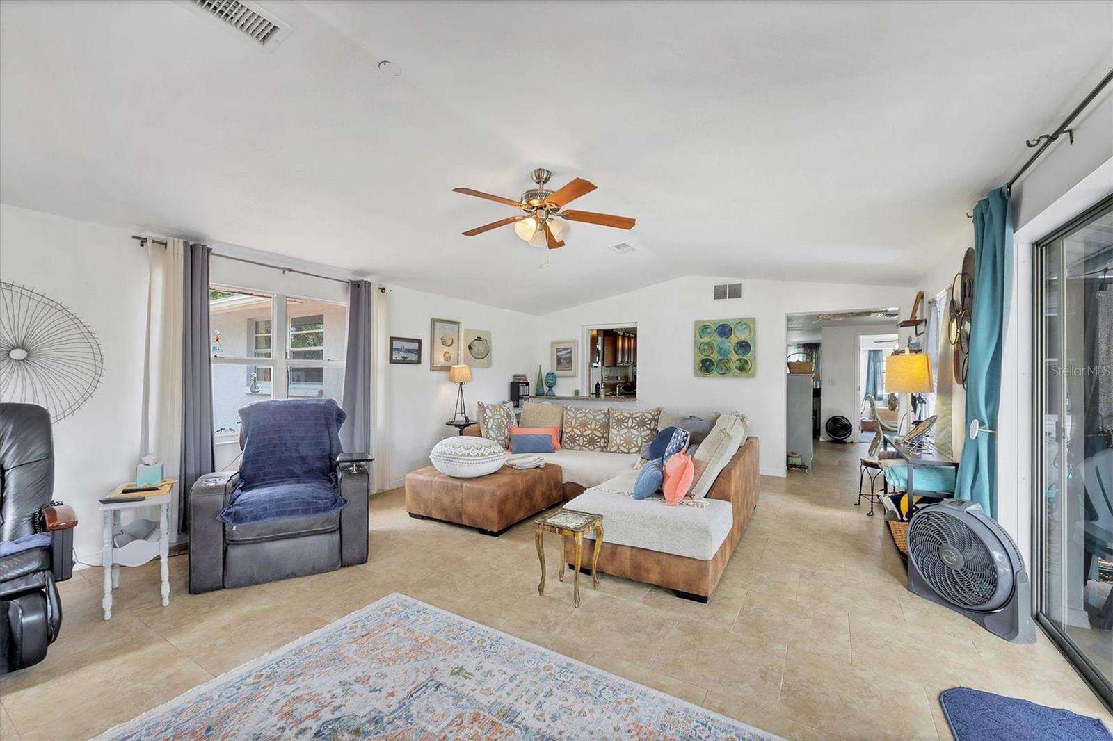 Image 13 of 33 For 1222 Pinebrook Way