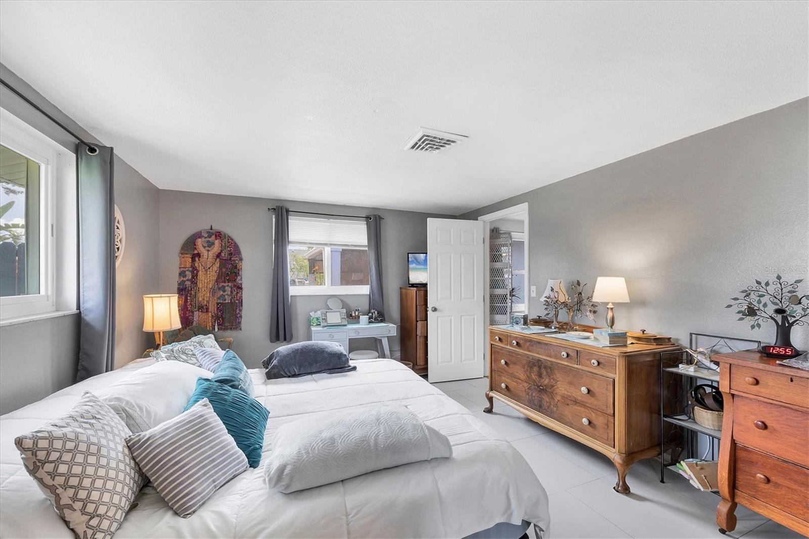 Image 15 of 33 For 1222 Pinebrook Way