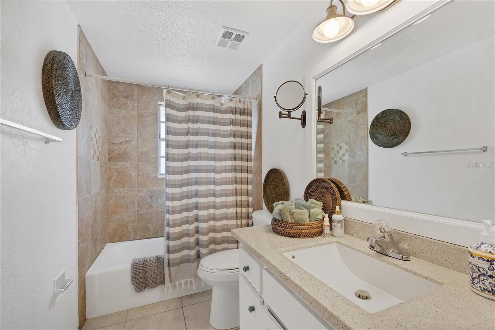 Image 19 of 33 For 1222 Pinebrook Way