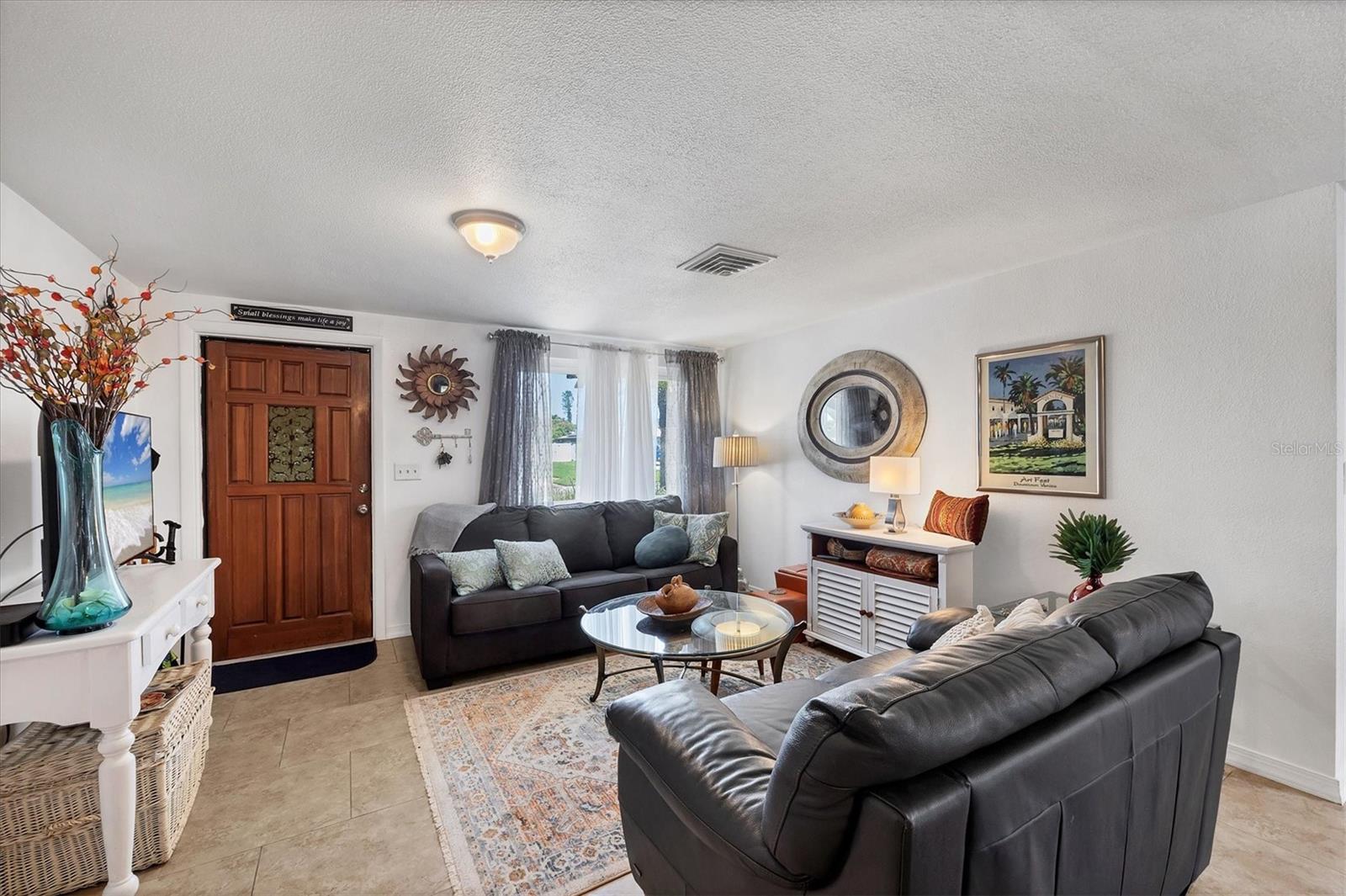 Image 3 of 33 For 1222 Pinebrook Way