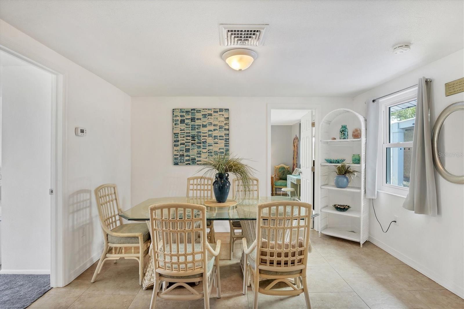 Image 8 of 33 For 1222 Pinebrook Way