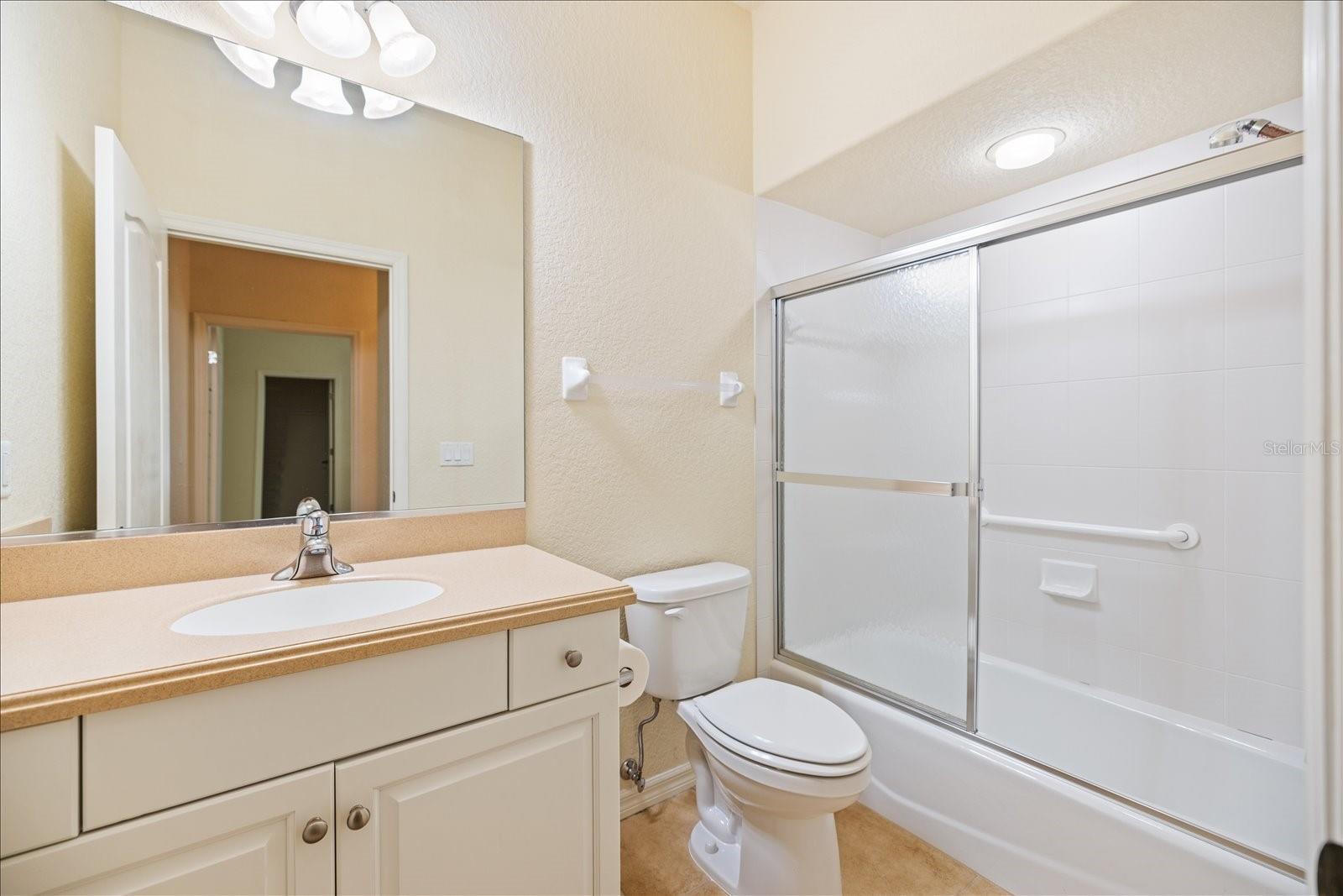 Image 17 of 30 For 300 Gardens Edge Drive 324